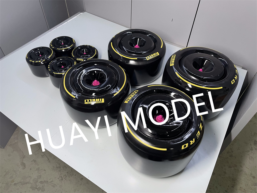 The F1 racing car hub model